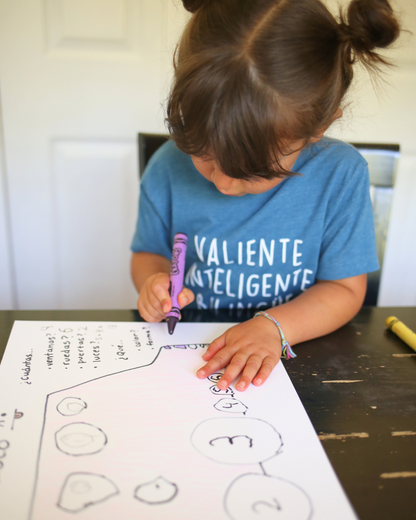 Valiente Inteligente Bilingüe Tee