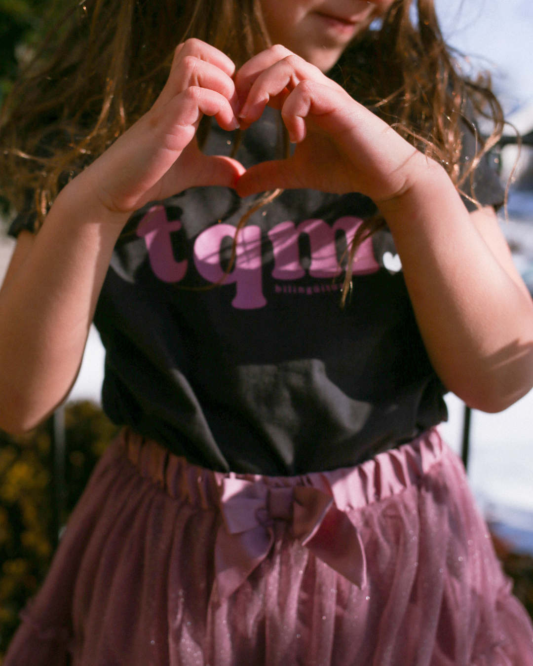 Te Quiero Mucho chiqui tee