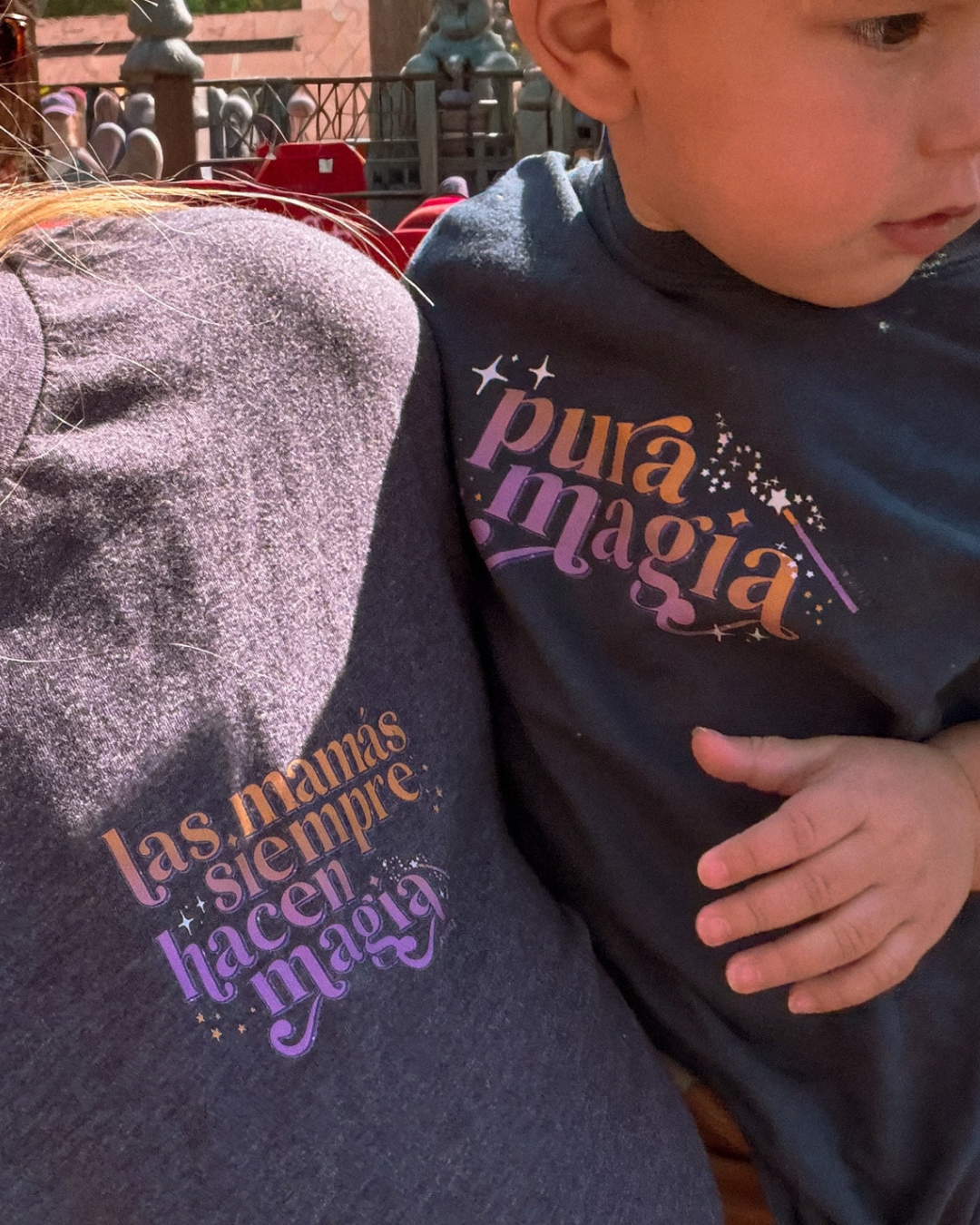 Mamás Hacen Magia Tee