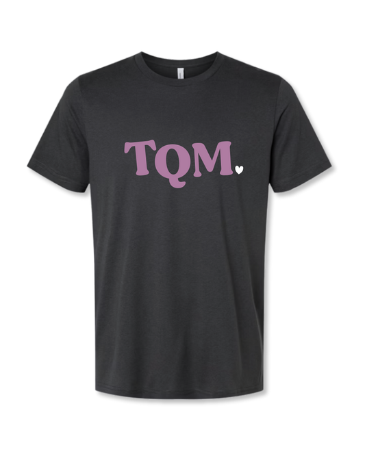 Te Quiero Mucho adult tee